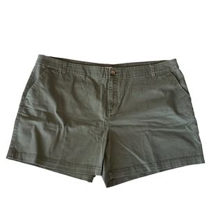 Style & Co. Shorts 20 Green Zip Front Pockets High Rise Stretch Belt Loops